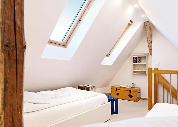 Lieben 7 Casa de Férias List